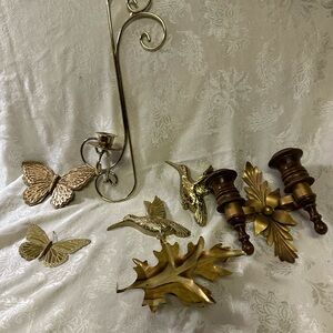 Lot 7 Home Interior wall decorations.